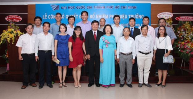 The new Vice Rector Dr. Nguyen Anh Tuan took a picture with the UIT’s leaders 