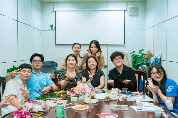 Let's take a look back at the sharing space activity: CRAFT CONNECT: HEALING YOURSELF