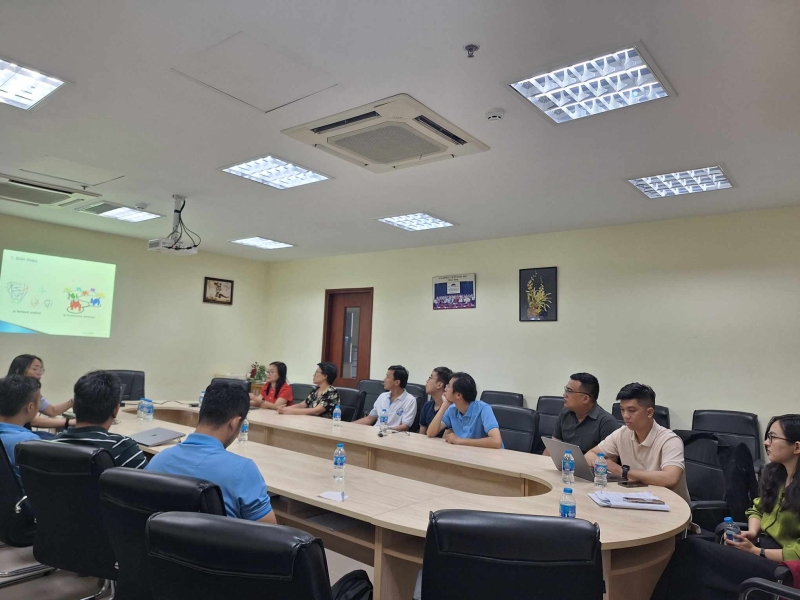 Summary of the academic seminar "A Hybridized Network Analysis and Community Detection for Unraveling Disease Spreading Covid-19 Pandemic Mechanisms"