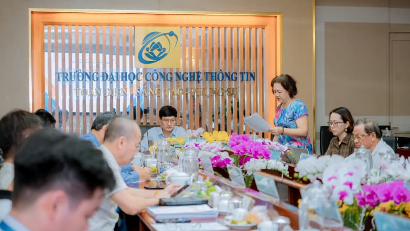 The University Council of the University of Information Technology held its 12th session (term 1), 2020-2025