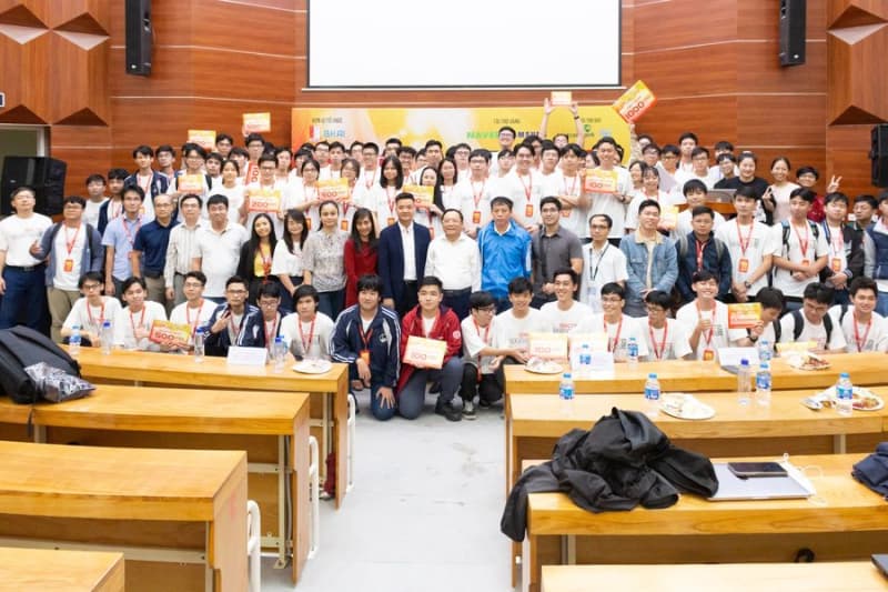 UIT Achieves Multiple Awards at the Finals of SOICT Hackathon 2023