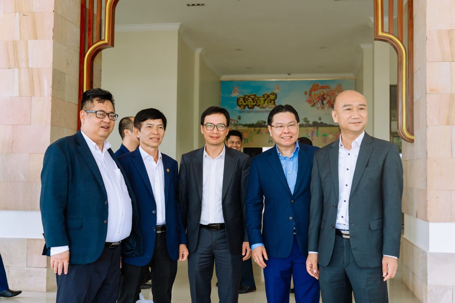 University of Information Technology Strengthens Educational Cooperation and Expands Learning Opportunities for Cambodian Students