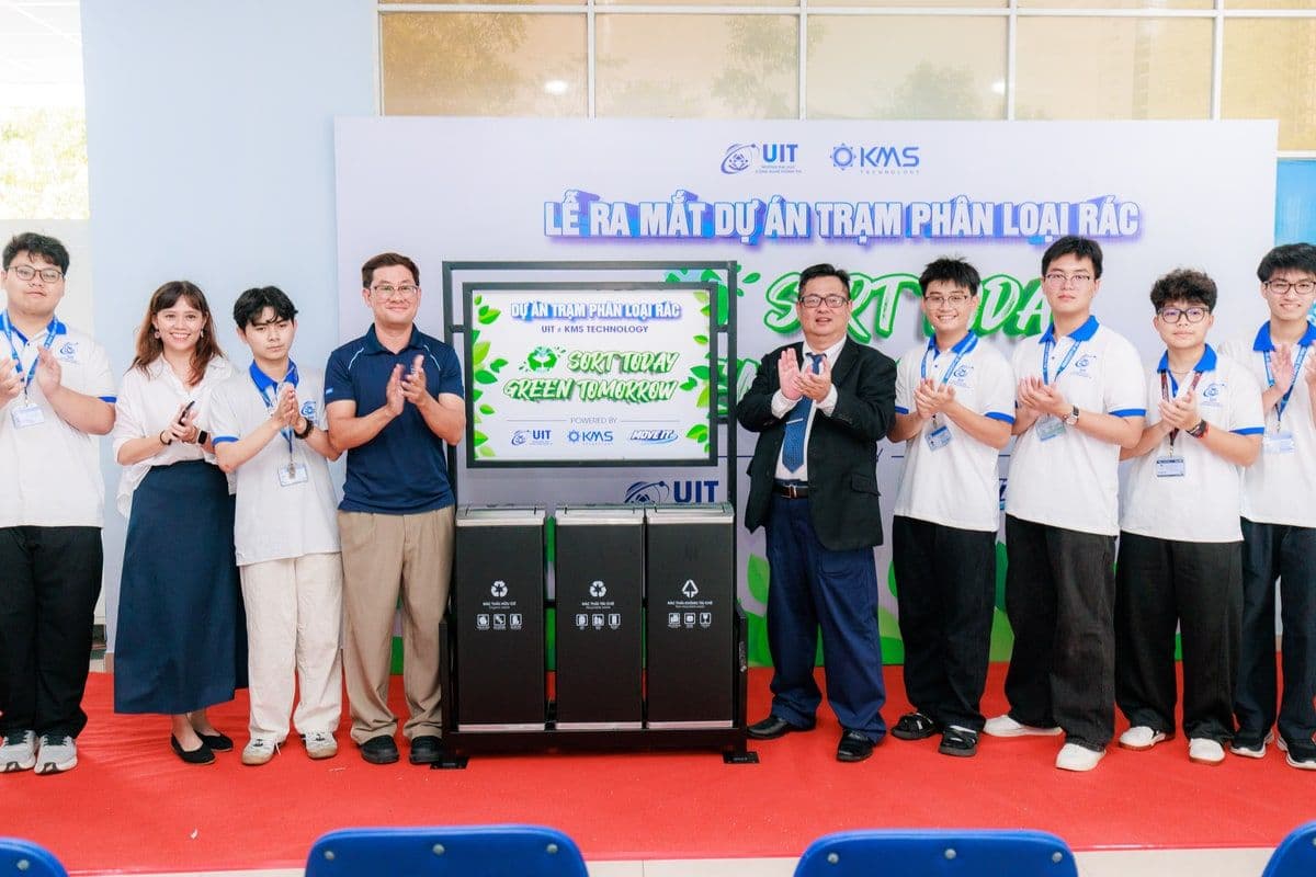 UIT x KMS Technology Green Sorting Stations: A Greener Choice for Every Day on Campus