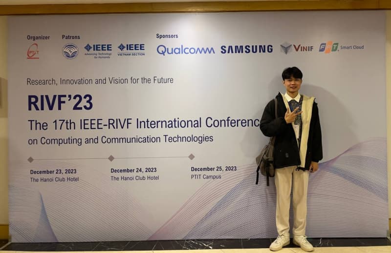 Student Nguyen Duy Hoang, majoring in Information Security, has a paper presented at the RIVF 2023 conference