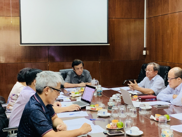 Phiên họp đầu tiên Hội đồng Giáo sư cơ sở năm 2022 của Trường Đại học Công nghệ Thông tin