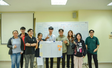 UIT collaborates with Axon Active Vietnam to organize the course 'IT Project Deployment with Scrum 2023.'