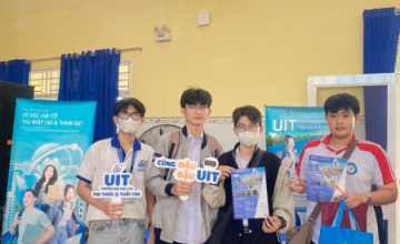 Connecting Journey - Student Ambassadors Visit Trinh Hoai Duc High School in Binh Duong
