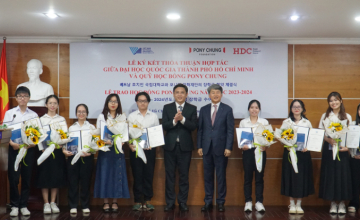 Pony Chung Foundation Increases Annual Scholarships for VNUHCM Students