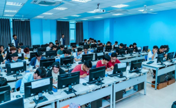 Students Compete in National Qualification Round of ICPC at UIT