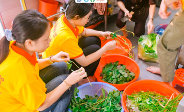 UIT Spring Volunteer 2024 - Visiting the Charity Shelter at Dieu Phap Pagoda