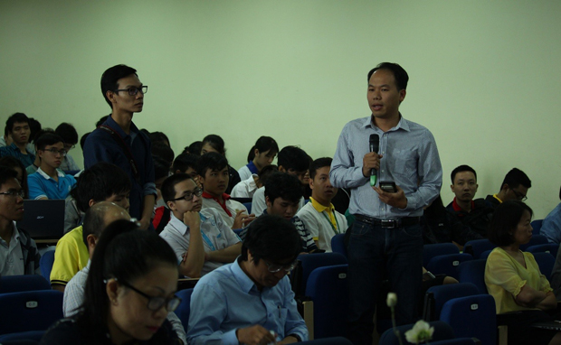 Dr. Ngo Duc Thanh – Dean of the Computer Science Faculty answered the question